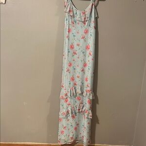 Chic Floral Maxi Dress in Light Blue